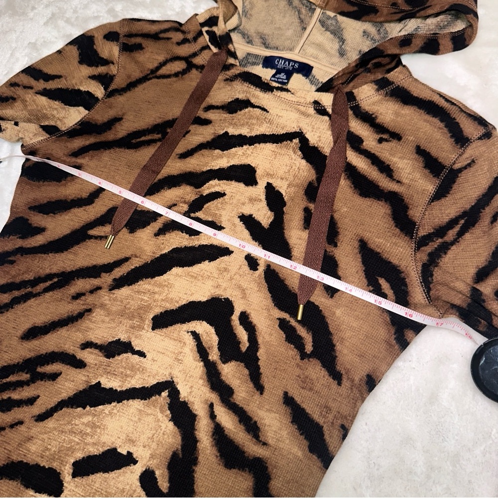 Chaps Brown & Black Tiger Animal Print Hoodie Size Medium NWT - Picture 10 of 11